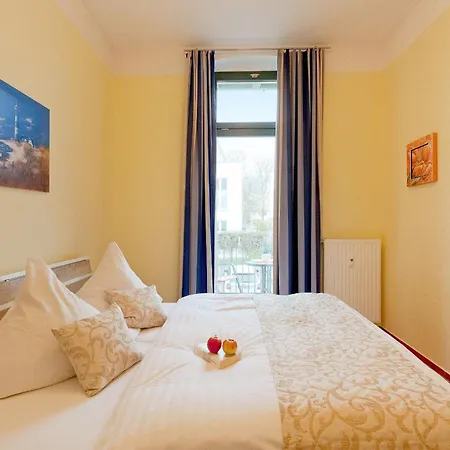 Goodewind App 1 2 Apartman *